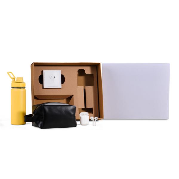 Kit Garrafa, Necessaire E Fone - 3 pçs
